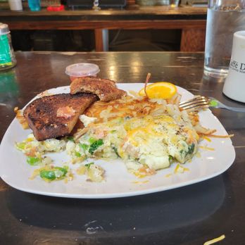Meridian Cafe - Veggie Omelet with hashbrownd and wheat toast and orange slice - Breakfast & Brunch Near Me - Puyallup, Washington Meridian Cafe - Veggie Omelet with hashbrownd and wheat toast and orange slice - Breakfast & Brunch Near Me - Puyallup, Washington