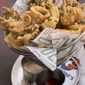 Gladstone's - Crispy Calamari - Seafood Near Me - Long Beach, California