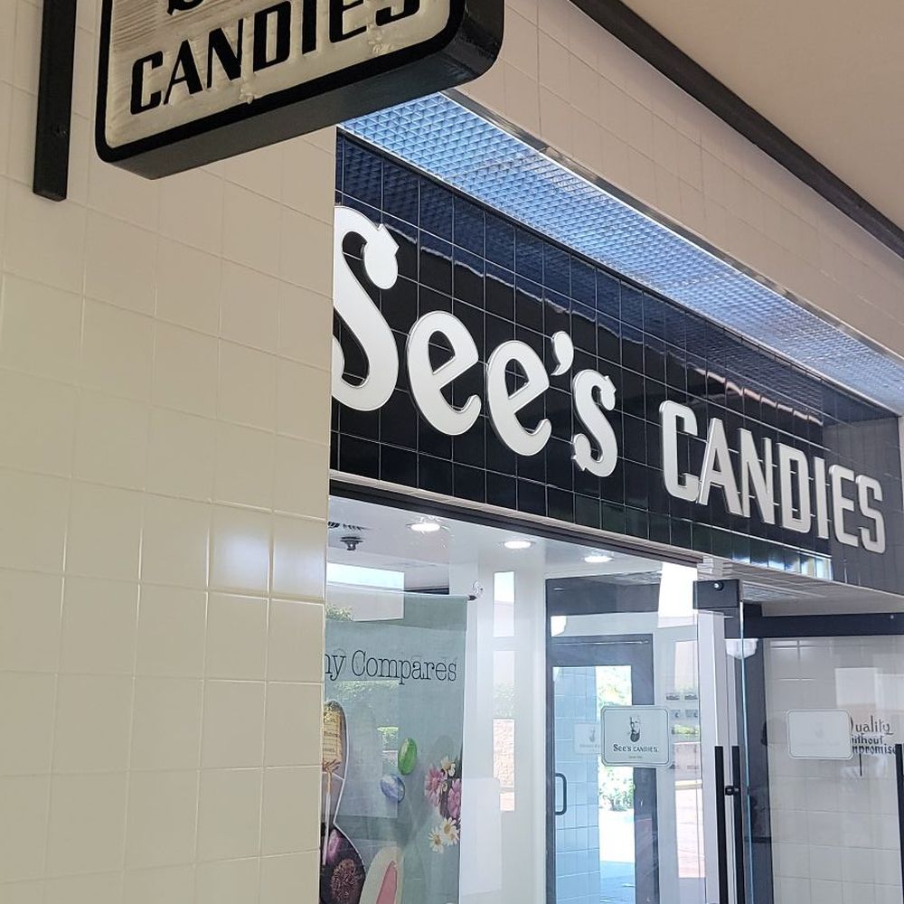 See's Candies - Sees entrance - Candy Stores Near Me - Lakewood, California