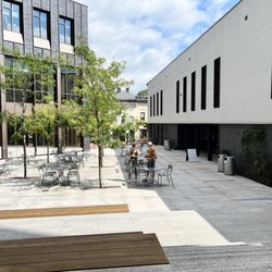 The Wich Lab - Tables