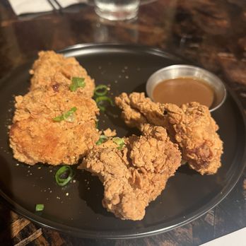 XO Restaurant - Buttermilk fried chicken - Asian Fusion Near Me - Honolulu, Hawaii