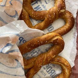 Pretzel Twister