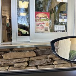 Carl's Jr