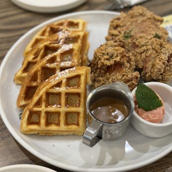 Flipper's - Pancakes Near Me - Toronto, Ontario