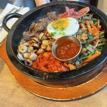 Sweet Maple - Sizzling Stonepot - Breakfast & Brunch Near Me - Santa Monica, California