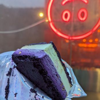 Supermoon Bakehouse - Ube pandan ice cream sandwich - Bakeries Near Me - New York, New York Supermoon Bakehouse - Ube pandan ice cream sandwich - Bakeries Near Me - New York, New York