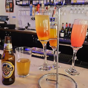 Chicha Peruvian Kitchen Midtown - champagne flight and Peruvian - Peruvian Near Me - Sacramento, California