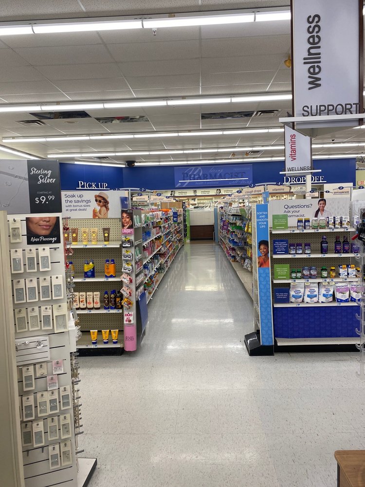 RITE AID Updated May 2024 270 Mammoth Rd, Manchester, New Hampshire