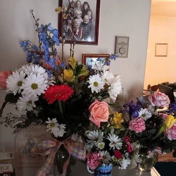Emil J. Nagengast Florist - Beautiful flowers from Emil Nagengast - Florists Near Me - Albany, New York Emil J. Nagengast Florist - Beautiful flowers from Emil Nagengast - Florists Near Me - Albany, New York