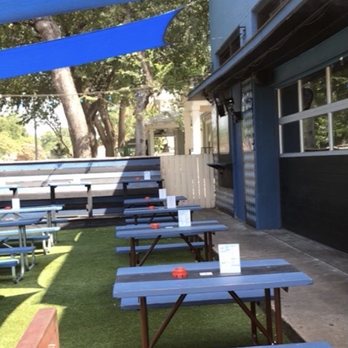 Drinks Lounge & Records - Lounges Near Me - Austin, Texas