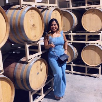 Corona del Valle - Wineries Near Me - Valle de Guadalupe, BCN