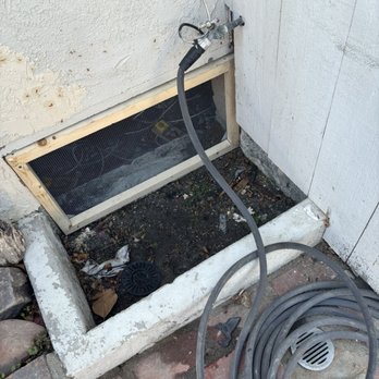 Attic Cleaning Experts - Replaces our very old cover with something much more effective for keeping rats and other critters out - Air Duct Cleaning Near Me - North Hollywood, California Attic Cleaning Experts - Replaces our very old cover with something much more effective for keeping rats and other critters out - Air Duct Cleaning Near Me - North Hollywood, California