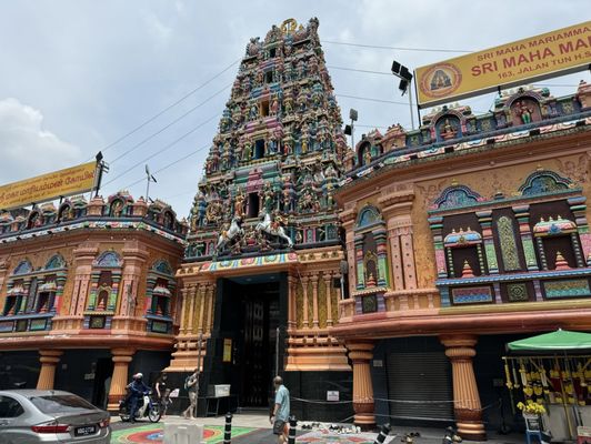 Sri Maha Mariamman Temple by null