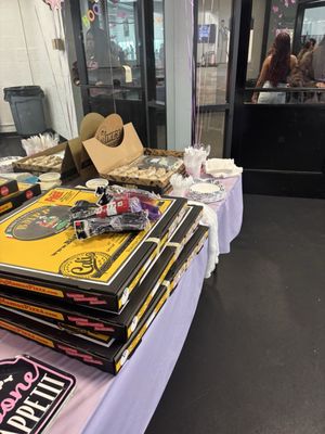 LA Kings Ice Burbank (Pickwick) by null