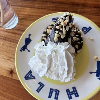 Duke's Malibu - Kula mud Kimo's Original Hula Pie - New American Near Me - Malibu, California