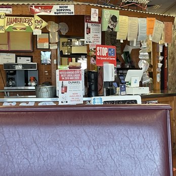 Unk's Burgers - a view of the counter - Burgers Near Me - Lee's Summit, Missouri Unk's Burgers - a view of the counter - Burgers Near Me - Lee's Summit, Missouri