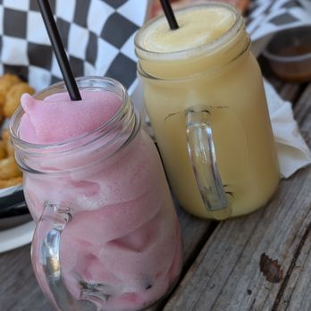 Barn Door Public House - Blueberry lemonade and piña colada slushie - Beer Gardens Near Me - Escondido, California
