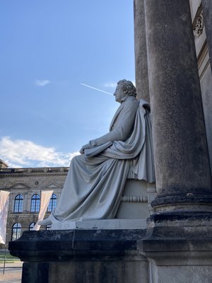 Semperoper Dresden by null