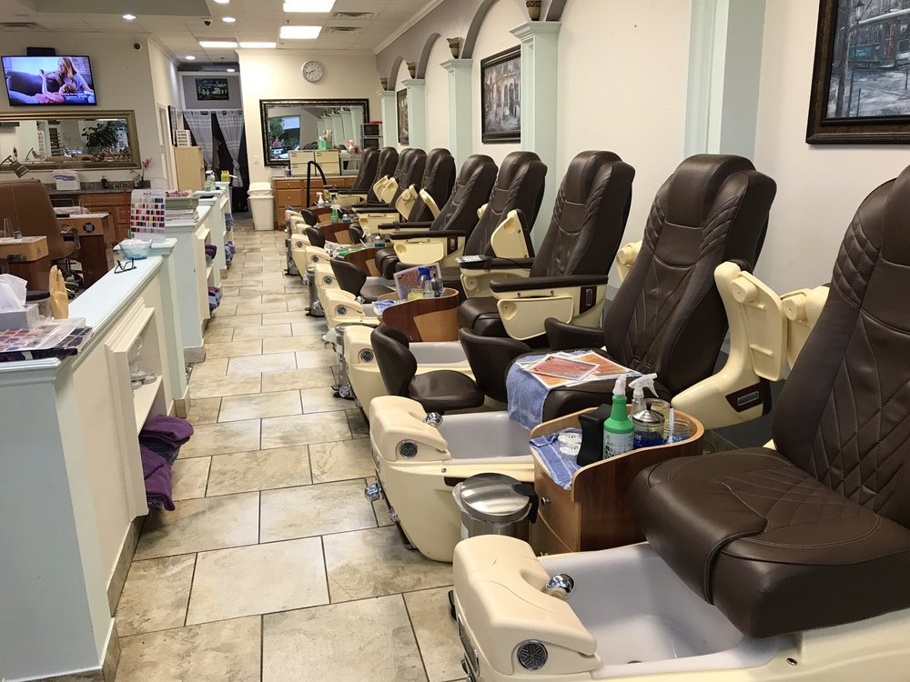 METRO NAILS & SPA Updated May 2024 54 Photos & 74 Reviews 10309