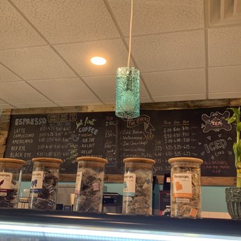 Muni’s Coffee Joint - Coffee & Tea Near Me - Lindenhurst, New York