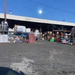 Fallbrook Ace Hardware - Lumber and Junior will cut to my measurements