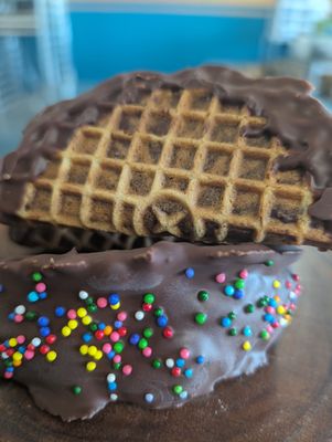 M2 Confections by null