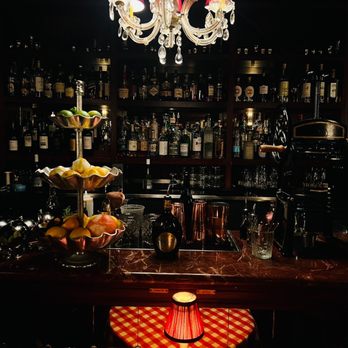 Ciccio Mio - Beautiful bar, ambiance was just incredible - Italian Near Me - Chicago, Illinois Ciccio Mio - Beautiful bar, ambiance was just incredible - Italian Near Me - Chicago, Illinois