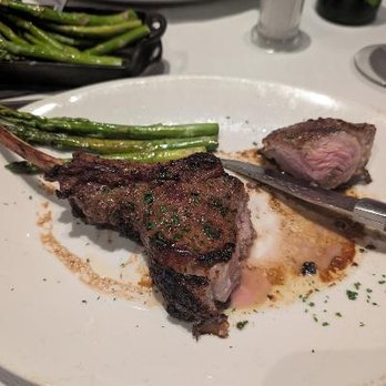Arrowhead Grill - Seafood Near Me - Glendale, Arizona