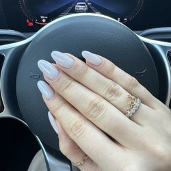 Mo Mo Beauty Nails