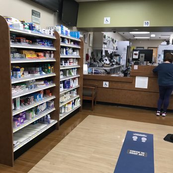 Kaiser Permanente Pharmacy - check in area - Pharmacy Near Me - Manteca, California Kaiser Permanente Pharmacy - check in area - Pharmacy Near Me - Manteca, California