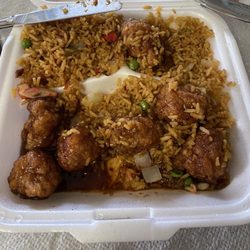 Golden Dragon - General Tso Chicken