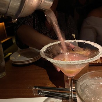 Seasons 52 - New American Near Me - Memphis, Tennessee