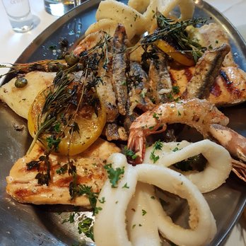 Restaurant Inos - Fischplatte für 2 - Greek Near Me - Hamburg, HH Restaurant Inos - Fischplatte für 2 - Greek Near Me - Hamburg, HH