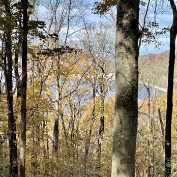 Edgar Evins State Park - Parks Near Me - Silver Point, Tennessee