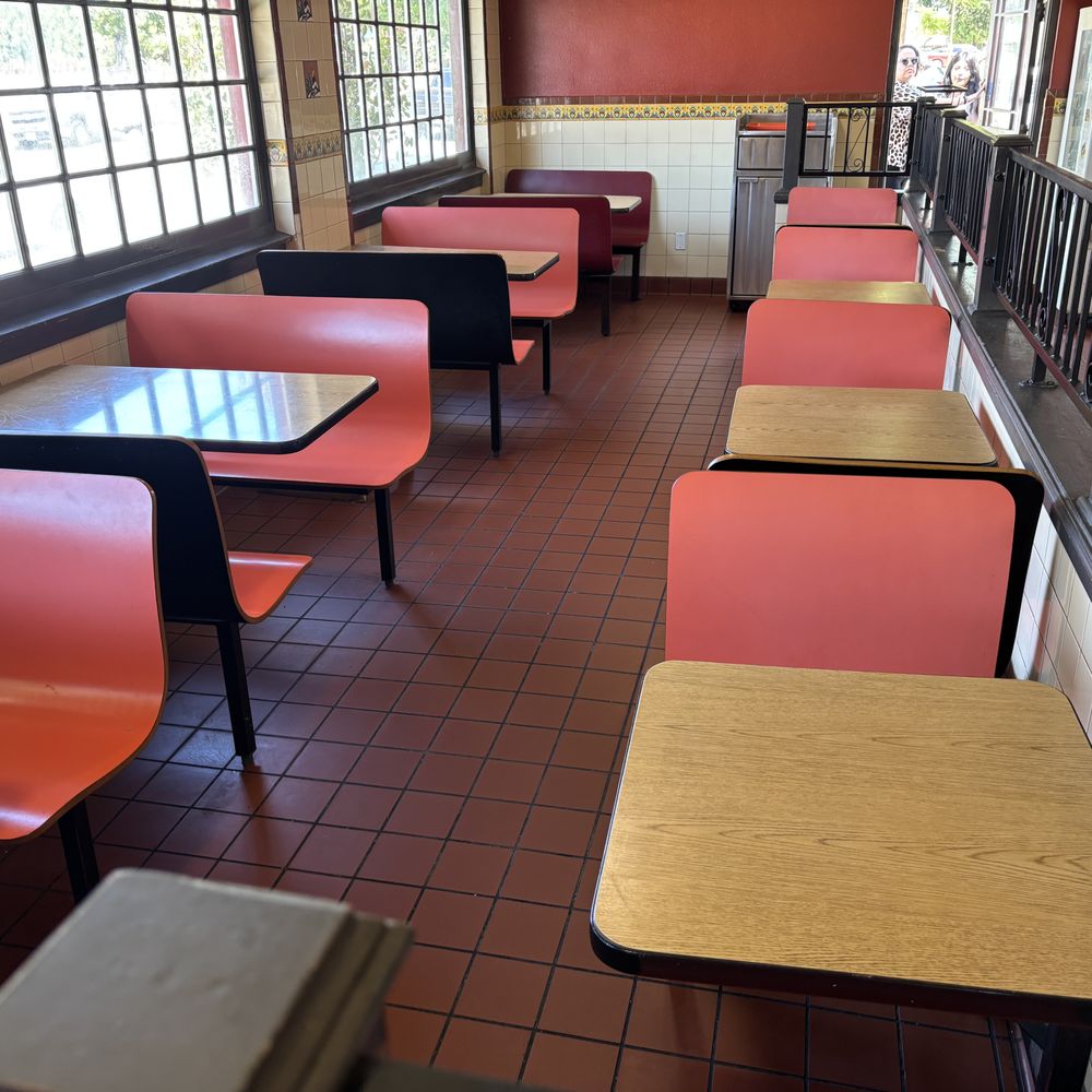 Tacos Jalisco - Dining area - Mexican Near Me - Pomona, California Tacos Jalisco - Dining area - Mexican Near Me - Pomona, California