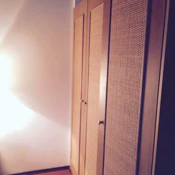 Poiano Garda Resort - Ample closet space - Resorts Near Me - Garda, VR Poiano Garda Resort - Ample closet space - Resorts Near Me - Garda, VR