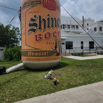 Spoetzl Brewery - Dog friendly - Breweries Near Me - Shiner, Texas
