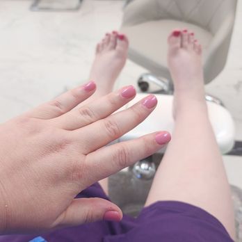 The Charleston Nail Spa - Nail Salons Near Me - Charleston, South Carolina