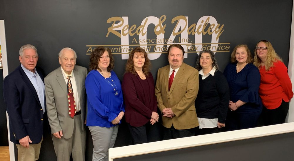 REED & DAILEY ASSOCIATES Updated October 2024 20 Photos 475 S