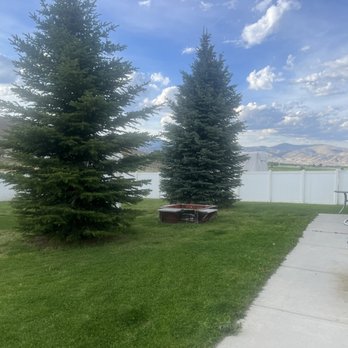 Red Rock Lodge - Hotels Near Me - Challis, Idaho