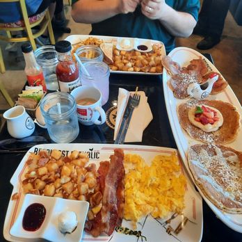 Breakfast Republic - The whole table together presentation - Breakfast & Brunch Near Me - Palm Desert, California