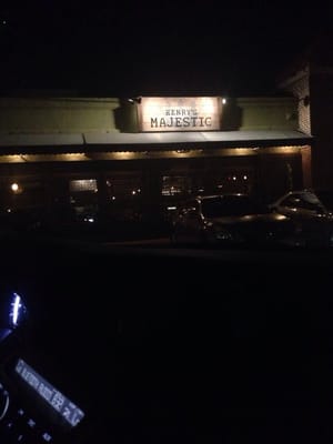 Henry's Majestic by null