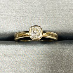 Precious Elements Jewelry & Coin - Heirloom diamond ring