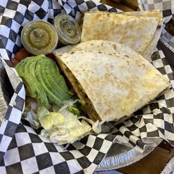 El Santo Kamaron - Quesadilla de Bisteck