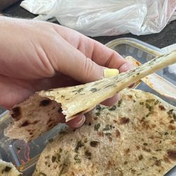 Red Fort Express - Garlic naan