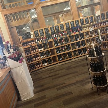 Ferrante Winery & Ristorante - Wineries Near Me - Geneva, Ohio Ferrante Winery & Ristorante - Wineries Near Me - Geneva, Ohio