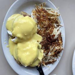 Egg Benedict with hash browns