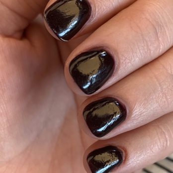 Rose Nails - Ridges/scratches on the surface of all of my nails and a bloody pinky finger cuticle. Not worth $60 - Nail Salons Near Me - Overland Parl, Kansas