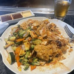 Tokyo Steakhouse II - Vegetables, noodles, spicy garlic shrimp, and chicken