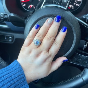 LUXXE Nails & Spa - Waxing Near Me - Dedham, Massachusetts